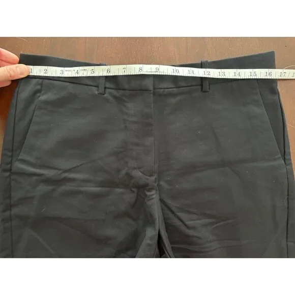 Gap NWT Tailored Stretch Classic Career Shorts in Black Size 8 Tall - Picture 9 of 12